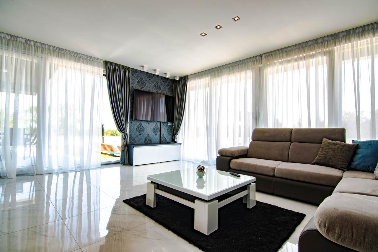 Villa Evoque - Adriatic Luxury Villas Zadar Exteriör bild